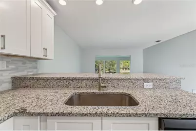 11340 W Bayshore Drive, Crystal River, FL 34429 - Photo 7