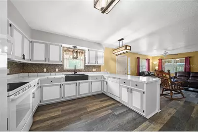 12575 W Foss Groves Path, Inglis, FL 34449 - Photo 11