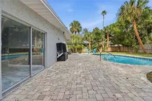 547 NW 9th Ave, Crystal River, FL 34428 - Photo 37