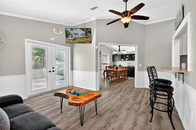 110 NE Crystal Street, Crystal River, FL 34428 - Photo 9