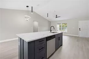 3086 W Hampshire Blvd, Citrus Springs, FL 34433 - Photo 13
