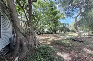 11590 SE 203rd Pl, Inglis, FL 34449 - Photo 27