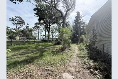 11590 SE 203rd Place, Inglis, FL 34449 - Photo 23