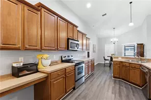 13428 Mandalay Pl, Spring Hill, FL 34609 - Photo 15