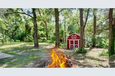 130 N Hawthorne Drive, Inglis, FL 34449 - Photo 7