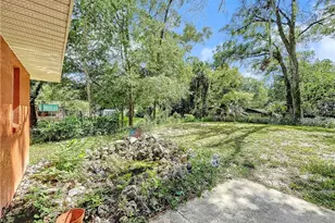 130 N Hawthorne Dr, Inglis, FL 34449 - Photo 11