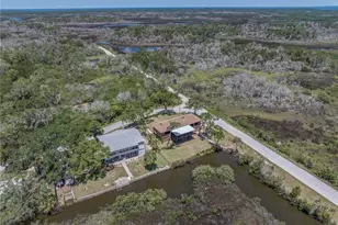 1517 S Fishcreek Point, Crystal River, FL 34429 - Photo 11