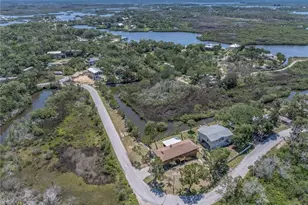 1517 S Fishcreek Point, Crystal River, FL 34429 - Photo 5