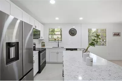 9900 W Riverwood Drive, Crystal River, FL 34428 - Photo 5