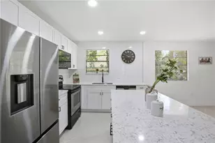 9900 W Riverwood Dr, Crystal River, FL 34428 - Photo 5