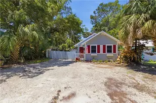 7 61st St, Yankeetown, FL 34498 - Photo 3