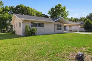1163 SE 2nd St, Crystal River, FL 34429 - Photo 3
