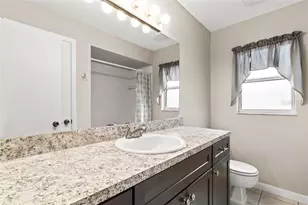 512 SE Paradise Point Rd, Crystal River, FL 34429 - Photo 17