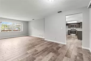 512 SE Paradise Point Rd, Crystal River, FL 34429 - Photo 23