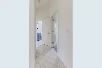 210 N Rexford Drive, Beverly Hills, FL 34465 - Photo 17