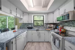 2925 W Birds Nest Dr, Beverly Hills, FL 34465 - Photo 11
