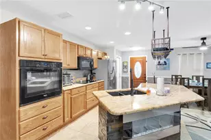11058 N Morrell Dr, Citrus Springs, FL 34434 - Photo 5