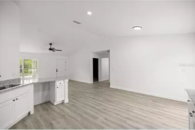 22433 SW Rainbow Lakes Boulevard, Dunnellon, FL 34431 - Photo 9