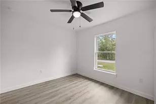 22433 SW Rainbow Lakes Blvd, Dunnellon, FL 34431 - Photo 17
