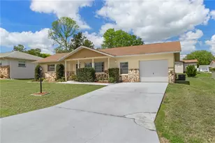 3288 N Maidencane Dr, Beverly Hills, FL 34465 - Photo 5