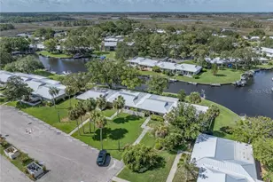 11255 W Bayshore Dr, Crystal River, FL 34429 - Photo 19
