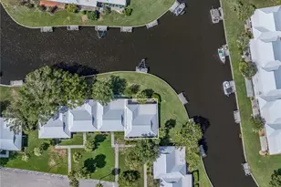 11261 W Bayshore Dr, Crystal River, FL 34429 - Photo 21