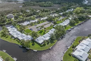 11261 W Bayshore Dr, Crystal River, FL 34429 - Photo 11