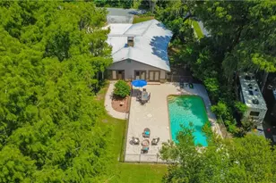 85 S Hunting Lodge Dr, Inverness, FL 34453 - Photo 5
