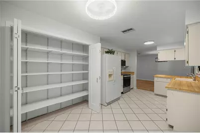 653 W Buttonbush Drive, Beverly Hills, FL 34465 - Photo 7