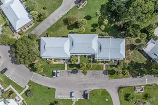 11543 W Bayshore Dr, Crystal River, FL 34429 - Photo 17