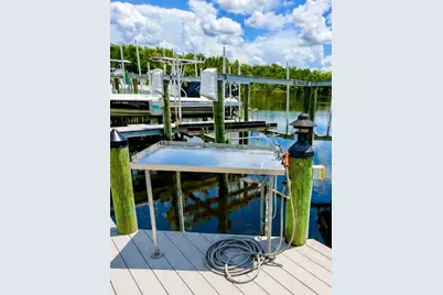 11122 W Cove Harbor Drive, Crystal River, FL 34428 - Photo 37