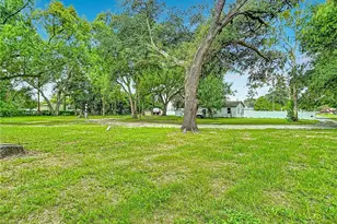 6708 16th St, Zephyrhills, FL 33542 - Photo 29