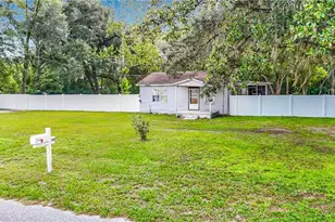 6708 16th St, Zephyrhills, FL 33542 - Photo 3