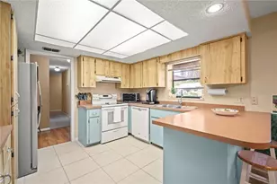 1351 Cr 482N, Lake Panasoffkee, FL 33538 - Photo 13