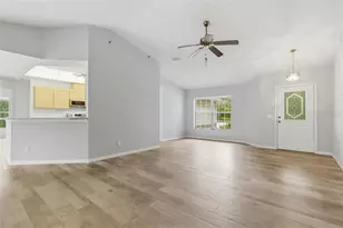 7410 W Newcastle Ct, Dunnellon, FL 34433 - Photo 9