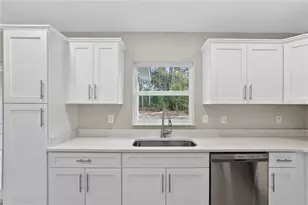 1516 W Pringle Pl, Citrus Springs, FL 34434 - Photo 9