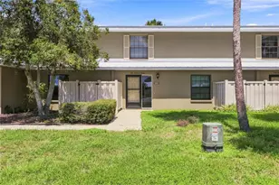 11555 W Bayshore Dr, Crystal River, FL 34429 - Photo 3