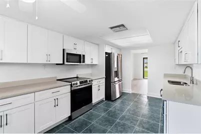 11555 W Bayshore Drive #112, Crystal River, FL 34429 - Photo 11