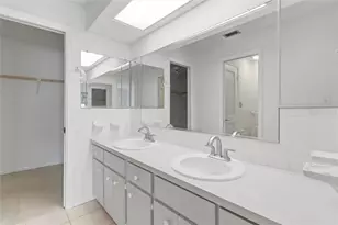 11555 W Bayshore Dr, Crystal River, FL 34429 - Photo 33