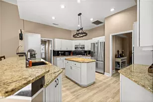 4860 W Angus Dr, Beverly Hills, FL 34465 - Photo 17