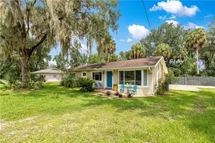 2021 NW 13th Ave, Crystal River, FL 34428 - Photo 9