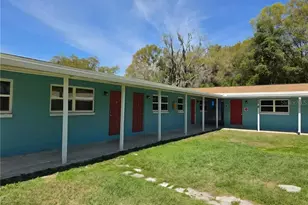 645 NE 10th St, Crystal River, FL 34428 - Photo 5