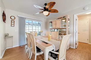 421 W Blueflax Ct, Beverly Hills, FL 34465 - Photo 9