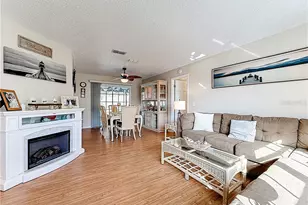 421 W Blueflax Ct, Beverly Hills, FL 34465 - Photo 7