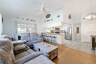 421 W Blueflax Ct, Beverly Hills, FL 34465 - Photo 19
