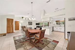 685 E Liberty St, Hernando, FL 34442 - Photo 13