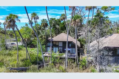 2647 N Seabreeze Point, Crystal River, FL 34429 - Photo 1