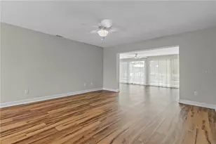11269 W Bayshore Dr, Crystal River, FL 34429 - Photo 11