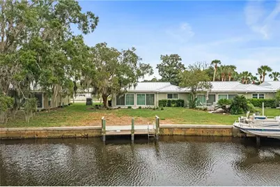 11269 W Bayshore Drive, Crystal River, FL 34429 - Photo 1
