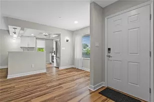 11269 W Bayshore Dr, Crystal River, FL 34429 - Photo 17